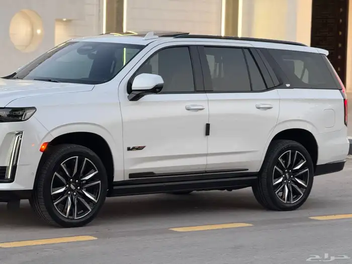 اسكاليد 2021 بلاك اديشن 4