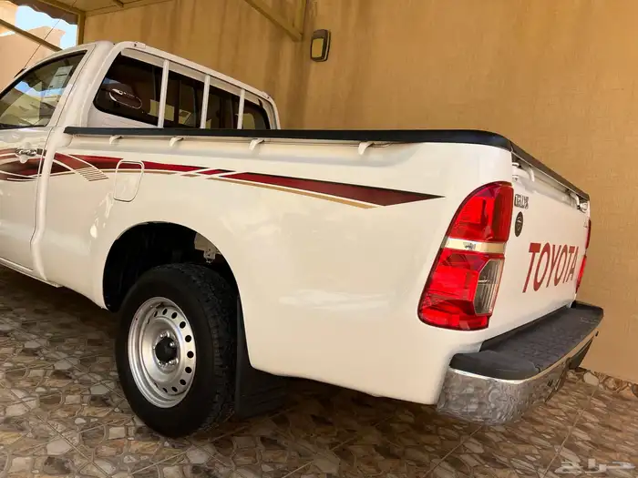 هايلوكس غمارة المديل 2015 سعودي عبداللطيف جميل جي ال اكس 12