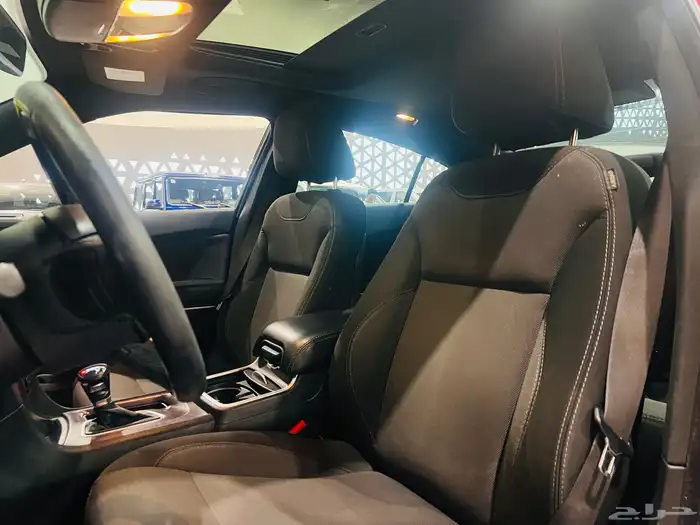 دودج تشارجر 2016 (بحاله ممتازة) 4