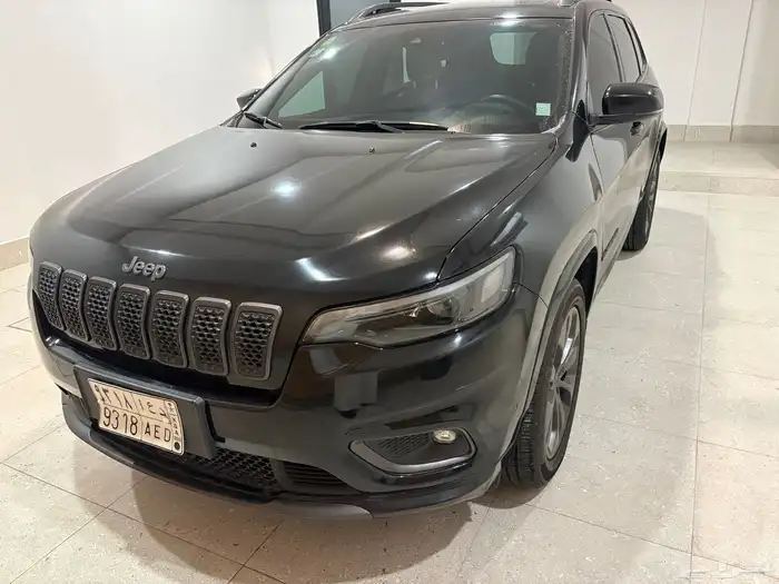 جيب شيروكي سبورت 2019 نظيف 20