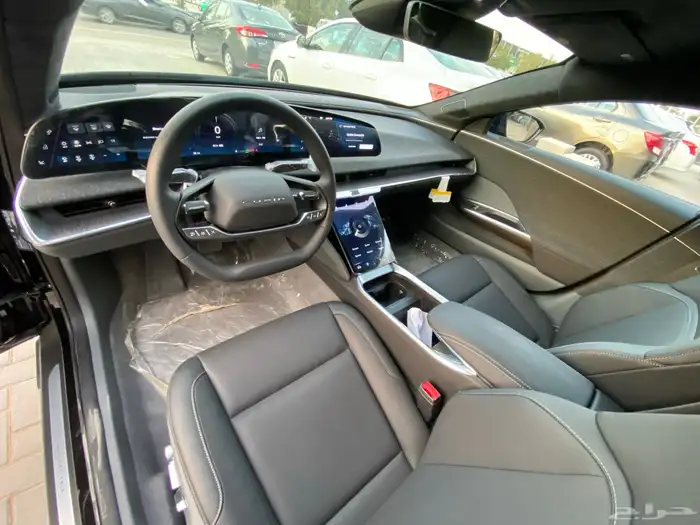 لوسيد اير بيور موديل 2025 جديد اصفار عرض خاص 32