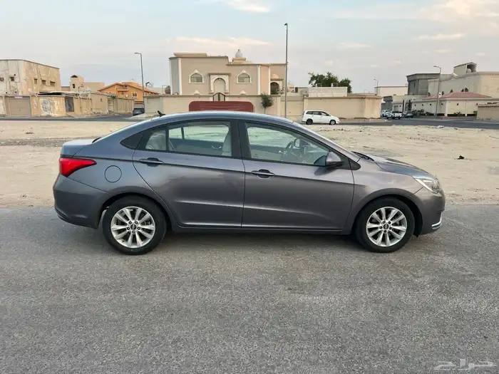 شيري اريزو 5 بودي وكالة 2023 6