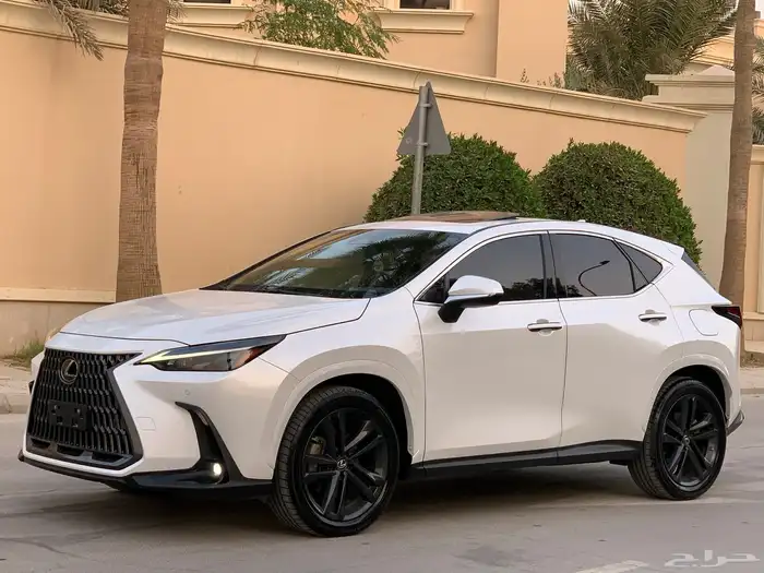 لكزس NX350 موديل 2022 بحالة الوكاله ممشى 60 الف 19