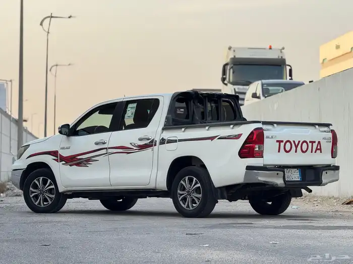 هايلوكس 2017 8