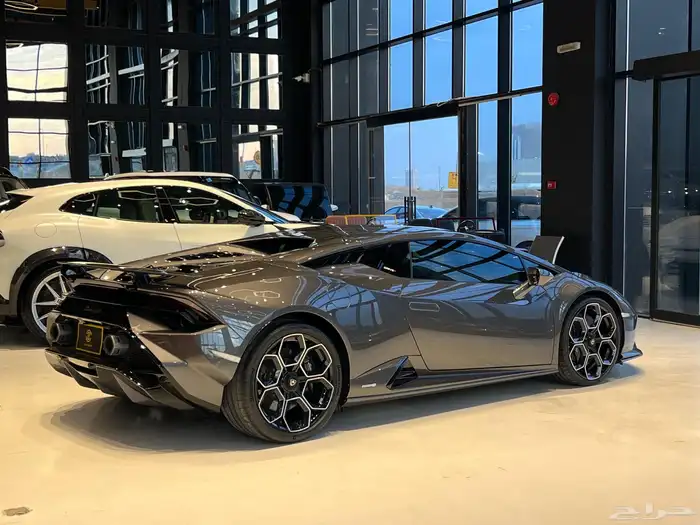 Lamborghini huracan tecnica 2023 مستخدم 1