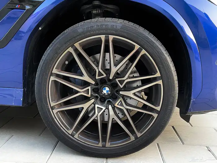 BMW M Competition 15