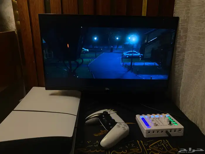 شاشة قيمنق تدعم 120 فريم على الكونسل 22 بوصه 1