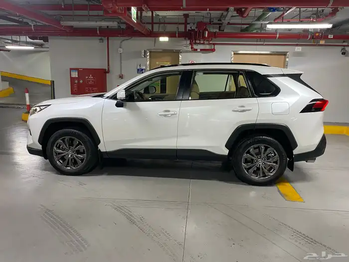 تويوتا راف فور فتحه 2023 مالك اول 2