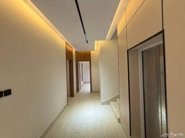 للبيع فلل مودرن بتصميم عصري ابها حى الزهور طريق المحاله ب 21