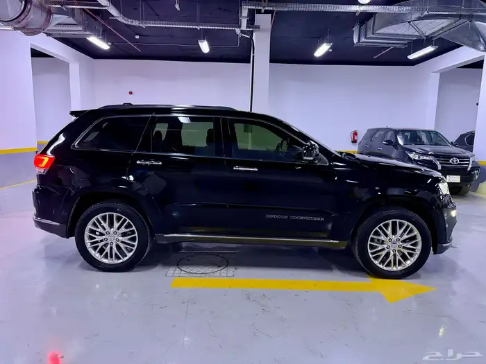 Jeep Grand Cherokee Summit 3