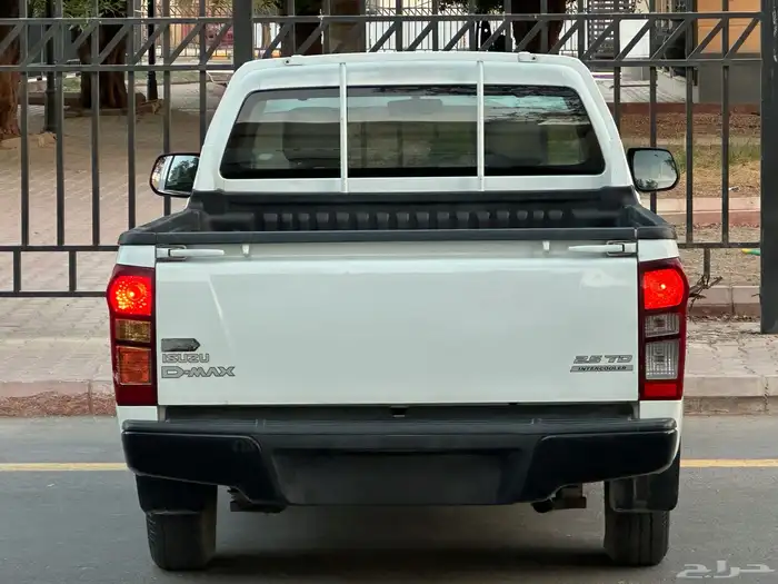 أيسوزو بكب غماره موديل 2023 سعودي شامل الضريبة 9