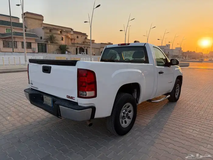 جي ام سي سييرا 2011 وارد الجميح ثاني مالك من الوكالة . 10