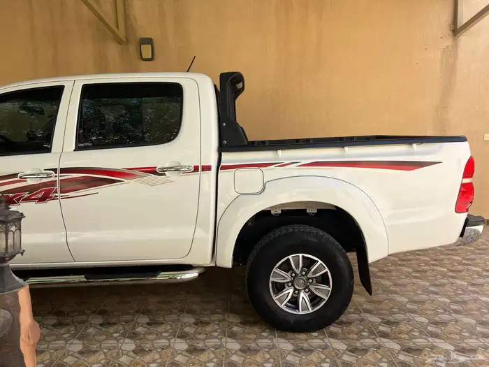 هايلوكس دبل غمارتين المديل 2015 قير تماتيك سعودي 13