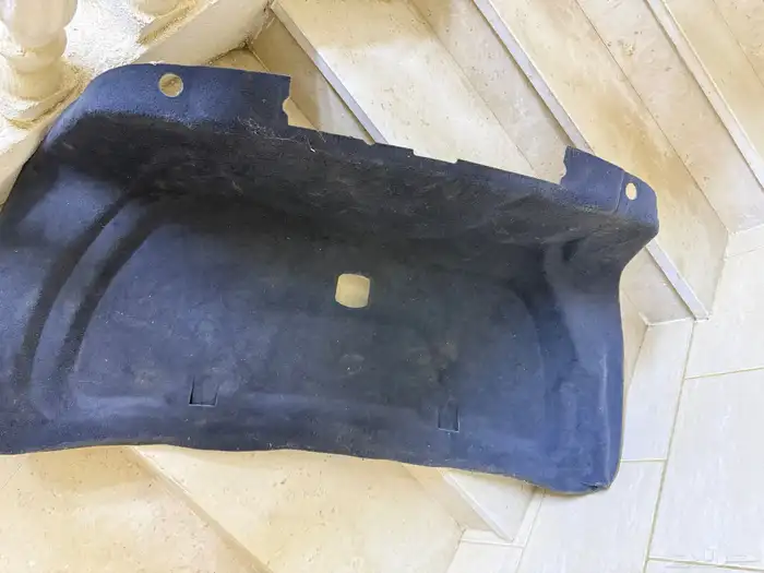 للبيع جاح كامري 2005 وديكور الشنطه 3