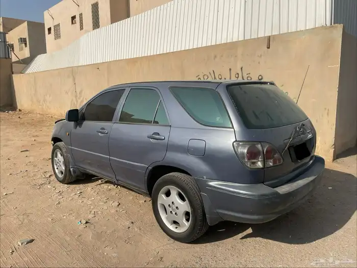لكزس RX موديل 2000 5