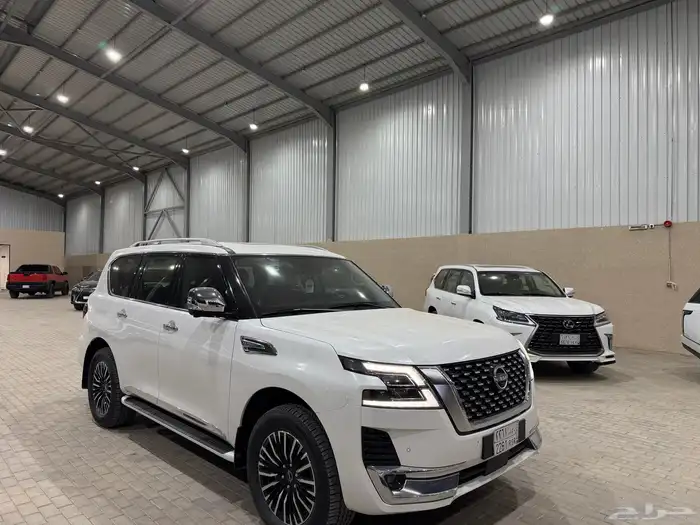 نيسان باترول 2023 فل كامل بلاتينيوم V6 سرندل مخزن 2
