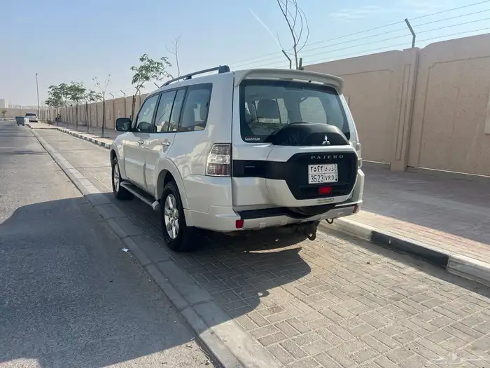 باجيرو 2017 للبيع 4