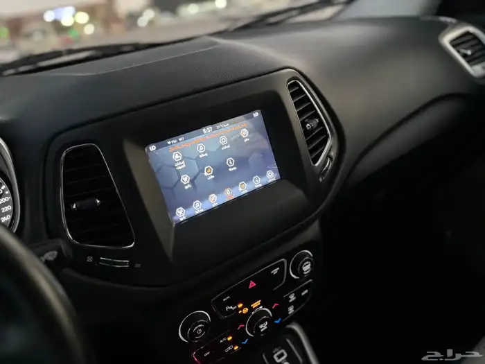 جيب jeep كومباس 2020 عداد 10 الف 37