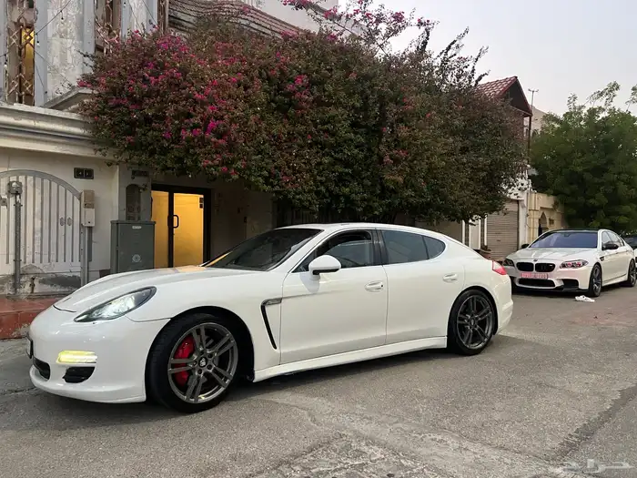 بورش باناميرا اس 15