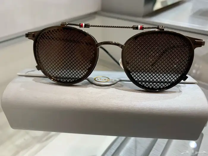 نظارات طبية وشمسية وعدسات لاصقة 15