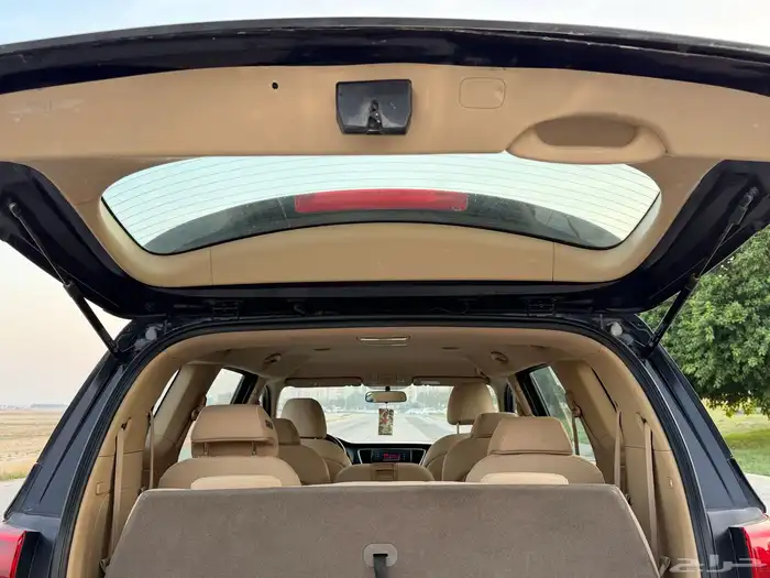 كيا كرنفال 2015 بنزين نضيف 11 راكب للبيع 9