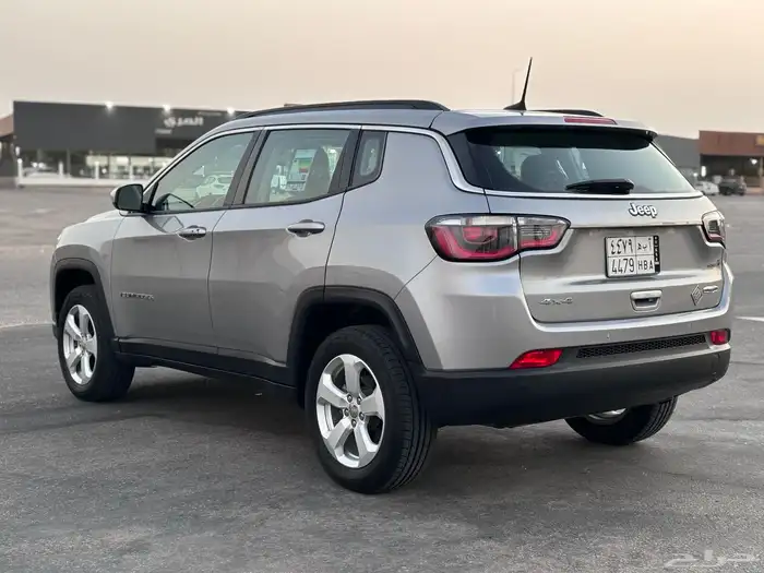 جيب jeep كومباس 2020 عداد 10 الف 5