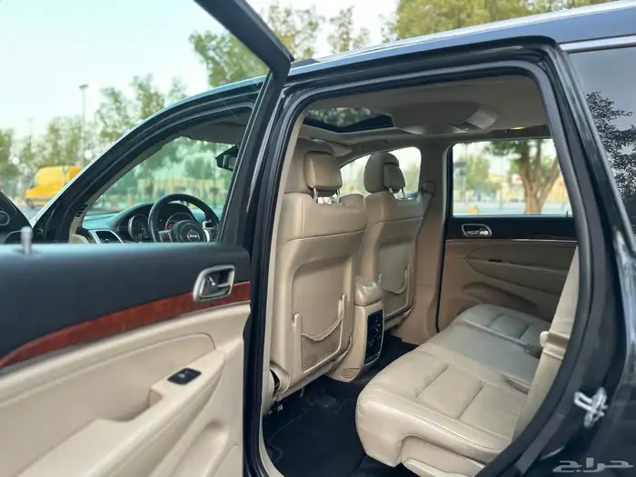 جيب جراندي شروكي موديل 2013 سعودي دبل 16