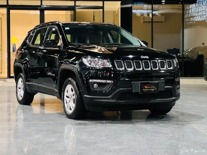 جيب شروكي 2019 ( بحالة ممتازة ) 0