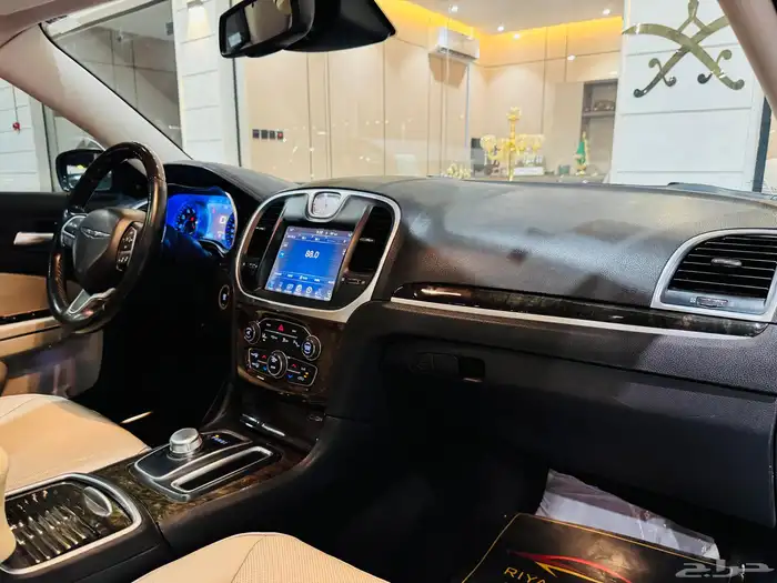 كرايسلر C300 فل كامل سعودي نظيف جدا 8 سلندر 6