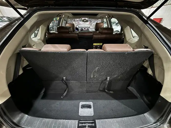 بي واي دي BYD S7 2019 فل كامل عائلي ثلاث صفوف 11