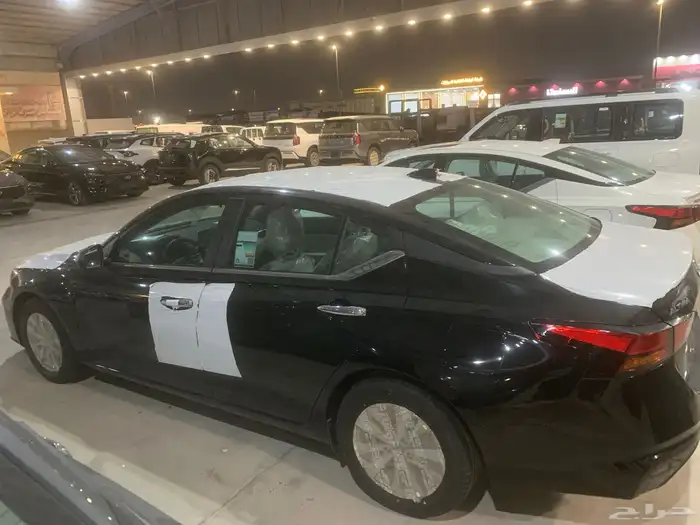 نيسان التيما 2025 استاندرد فئه S 3