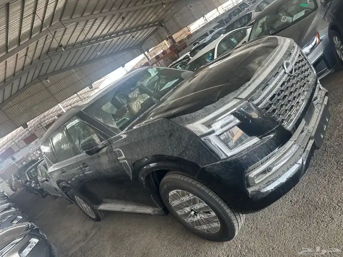 نيسان باترول بلاتينيوم V6 تنفس طبيعي 2026 اسود داخل جملي 3