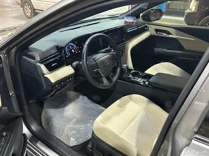 كامري 2025 سعودي تيتانيوم LE 9