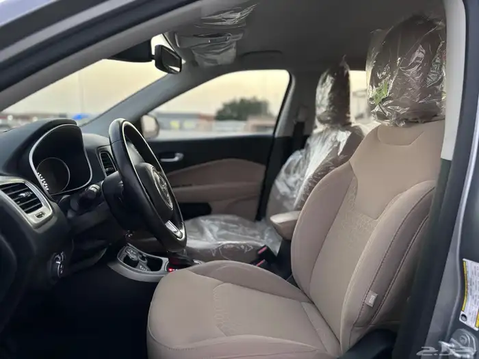 جيب jeep كومباس 2020 عداد 10 الف 33