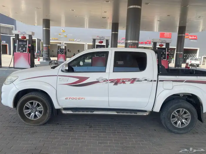 هايلوكس بنزين دبل 2014ممشى 413000 3