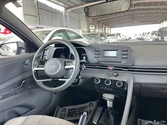 هيونداي  النترا 2022 استاندر   مكينه 2000 سي سي 15