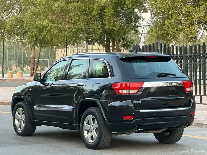 جيب جراندي شروكي موديل 2013 سعودي دبل 5