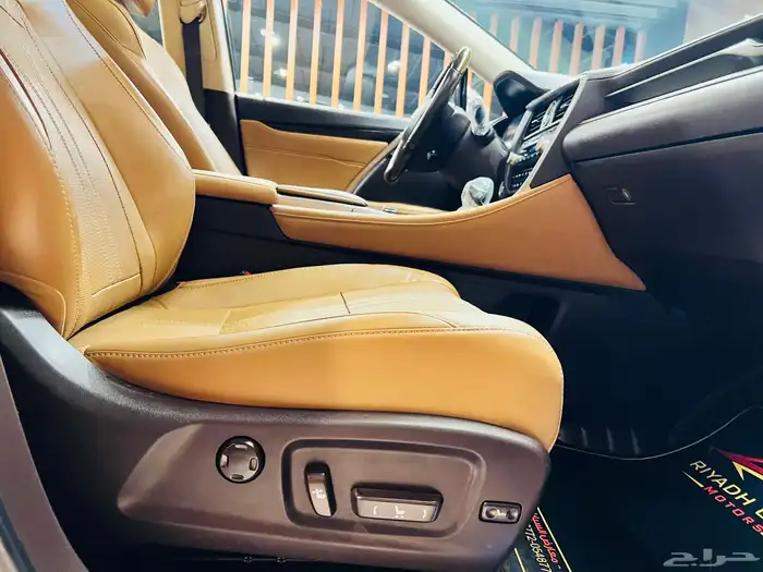 لكزس 2019 RX 350 فل كامل سعودي ( عرض خاص) 17