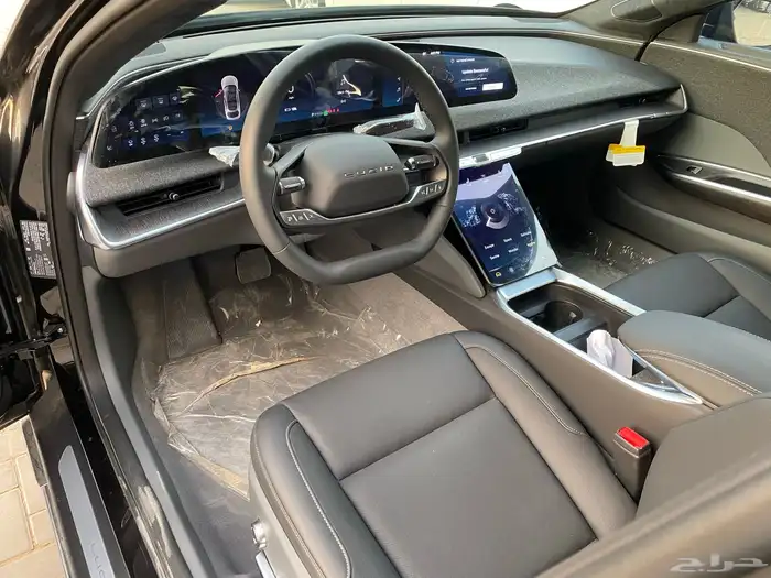 لوسيد اير بيور موديل 2025 جديد اصفار عرض خاص 29