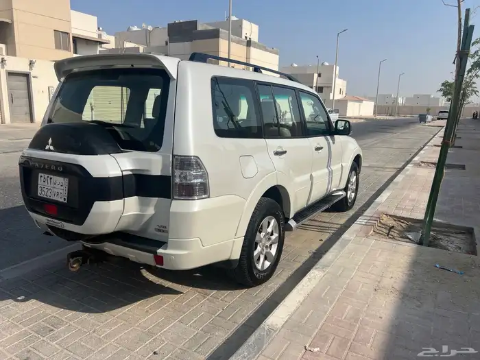 باجيرو 2017 للبيع 3