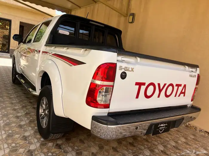 هايلوكس دبل غمارتين المديل 2015 قير تماتيك سعودي 1