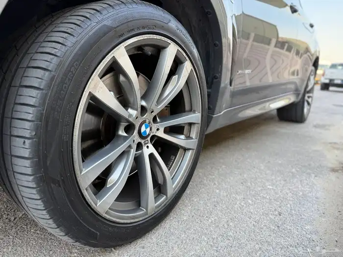 للبيع Bmw X6 سعودي ممشى 95000 موديل 2015 8 سلندر فل ابشن 4