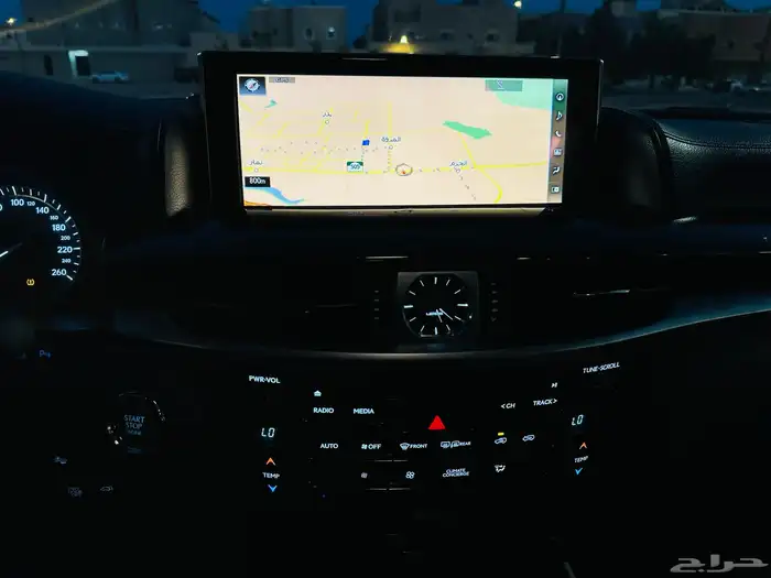 للبيع لكزس LX570s الموديل 2018 محركات وكاله السعر 225000 24