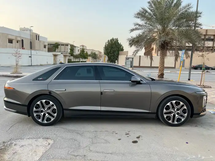 ازيرا بريميوم 2024 وارد الوعلان 3