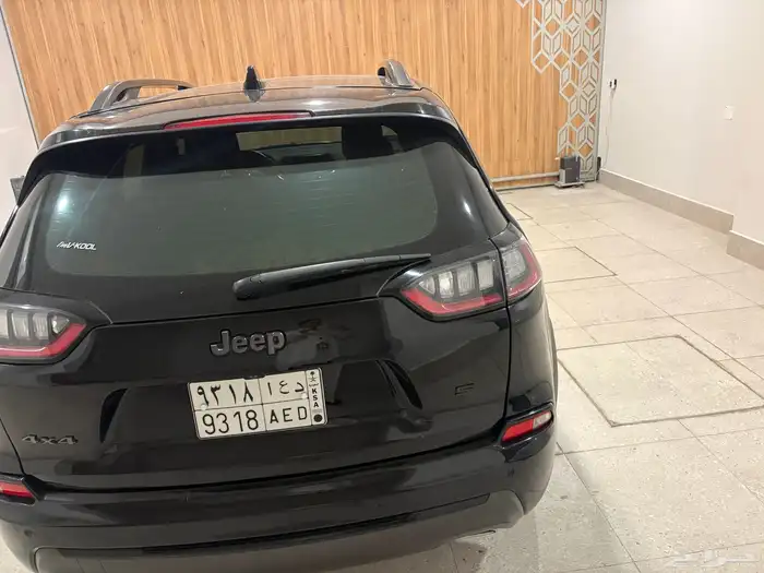 جيب شيروكي سبورت 2019 نظيف 18