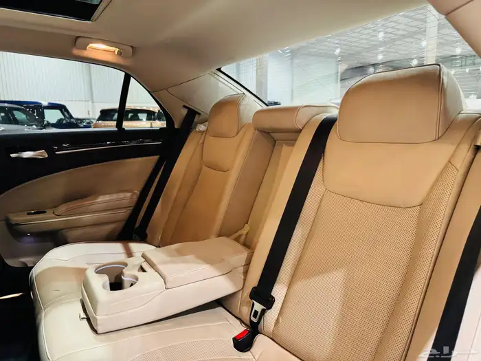 كرايسلر C300 فل كامل سعودي نظيف جدا 8 سلندر 10