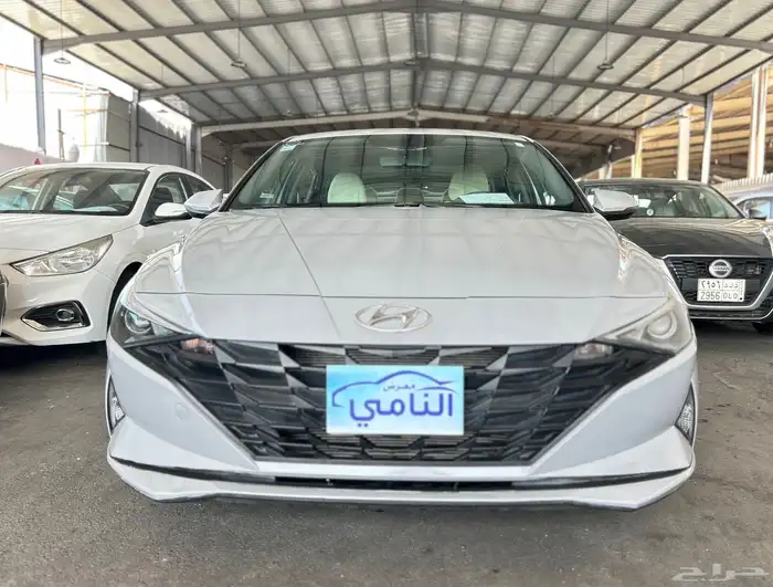 هيونداي  النترا 2022 استاندر   مكينه 2000 سي سي 1