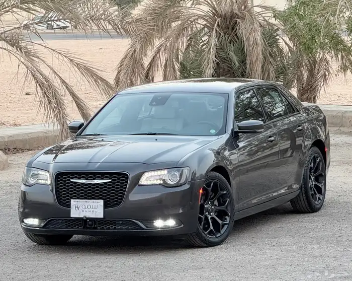 كرايزلر C300s موديل 2021 بحالة الوكاله شرط 2