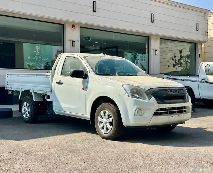 ايسوزو بيك أب غمارة جوانب موديل 2025 0