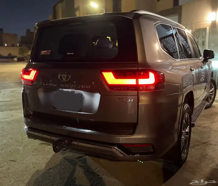 لاندكروزر 2024 رقم 3 ديزل 7